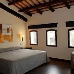 Moli Blanc Hotel 3*
